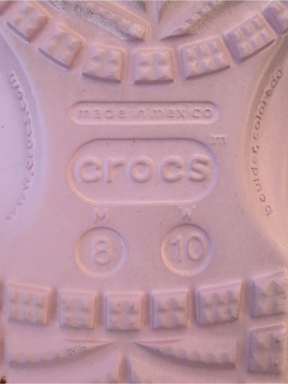 CROCS Light Pink Women’s Size 10 Slip-On Clogs with Charms - Picture 9 of 9